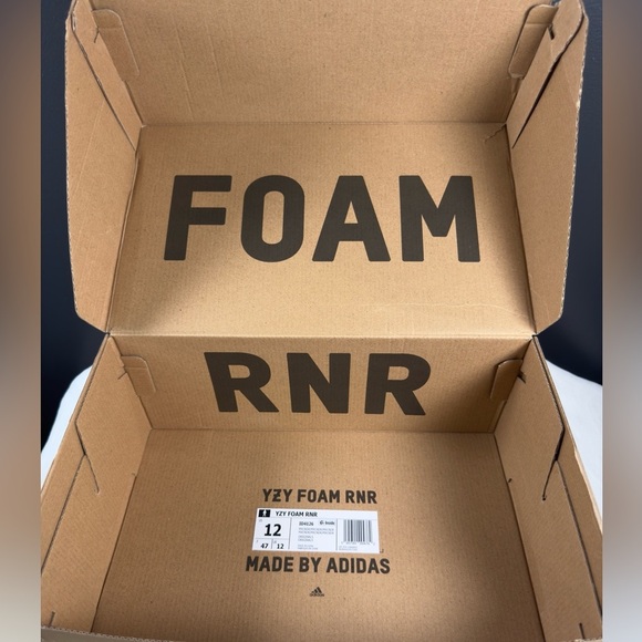 Yeezy Foam Runner ‘MX Cinder’ – Size 12 – Brand New - Picture 12 of 12